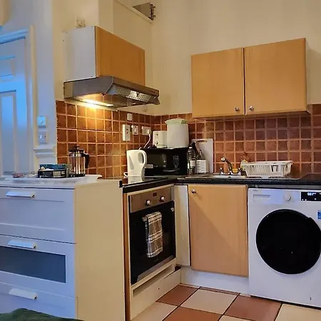 Spacious Victorian Flat شقة دبلن